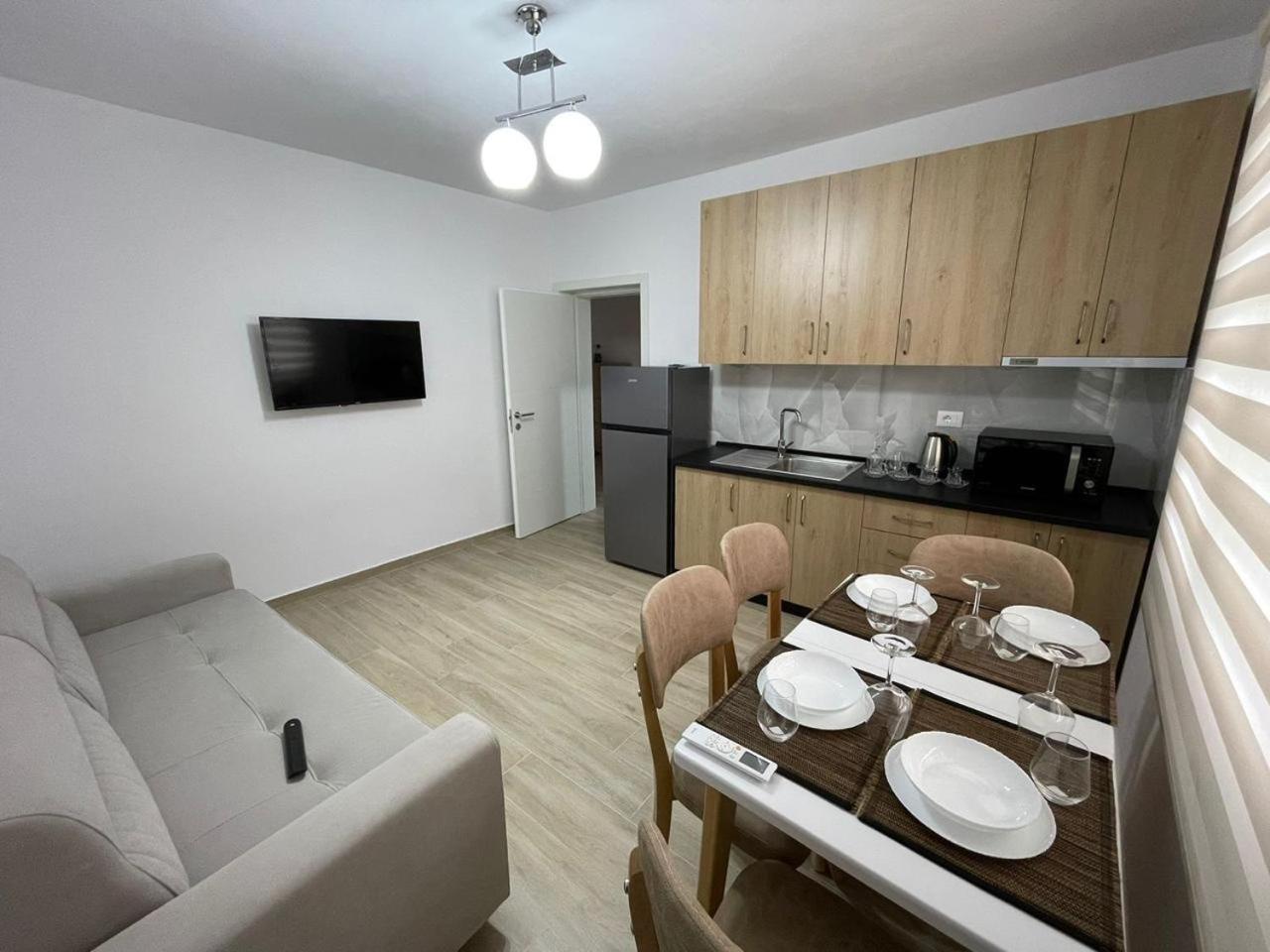 טיראנה Kevi 'S Place מראה חיצוני תמונה